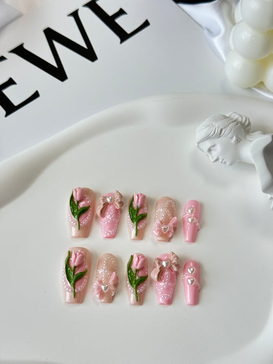 Long tulip 3d nails pink