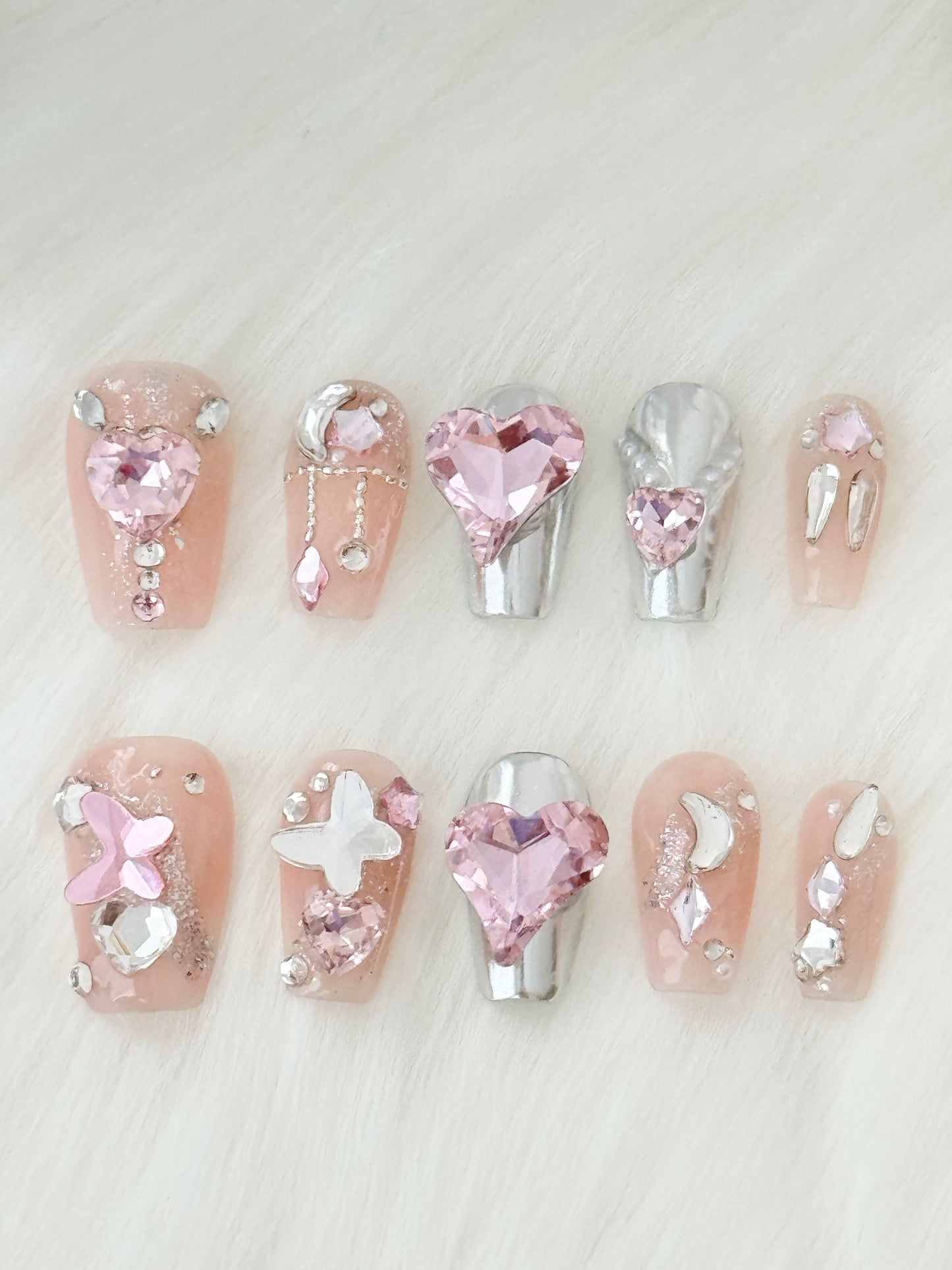 Medium length 3d diamond nails pink silvery