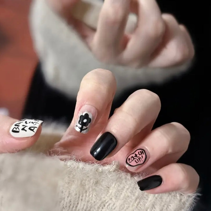 Short hand painting nails black pink